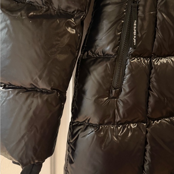 Aritzia The Super Puff™ The SuperSnug Puff™ Long - Hi-Gloss BLACK Small NWT - Picture 8 of 15